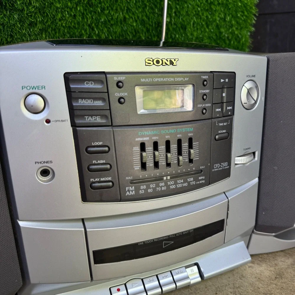 Sony CFD-Z500 CD AM/FM Radio Cassette-Corder Boombox Portable Stereo *TESTED*